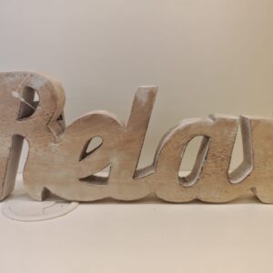 Deko-Schriftzug 'Relax'  Holzdeko für entspannte Atmosphäre